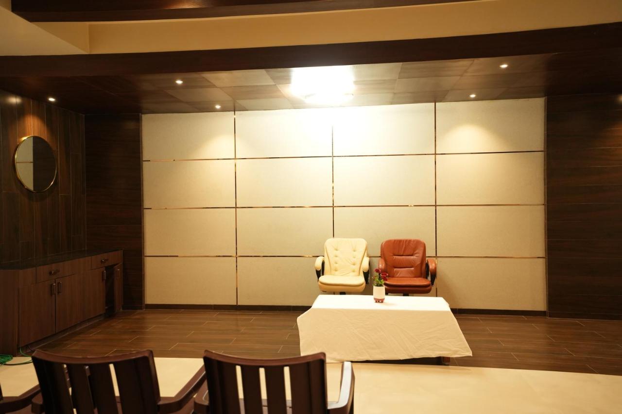 Sri Ambal Grand Hotel Virudunagar Eksteriør billede