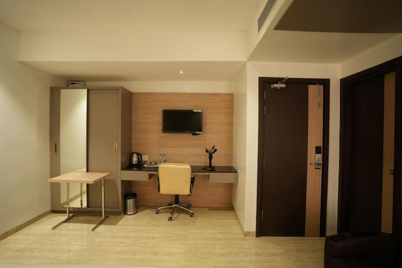 Sri Ambal Grand Hotel Virudunagar Eksteriør billede
