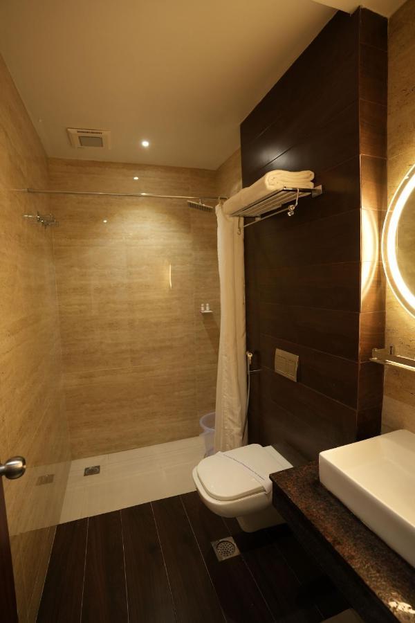 Sri Ambal Grand Hotel Virudunagar Eksteriør billede